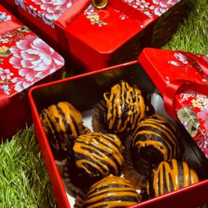 Cocoa - lotus biscoff truffles Christmas bells